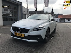 Volvo V40 Cross Country - 1.5 T3 Polar+ Luxury