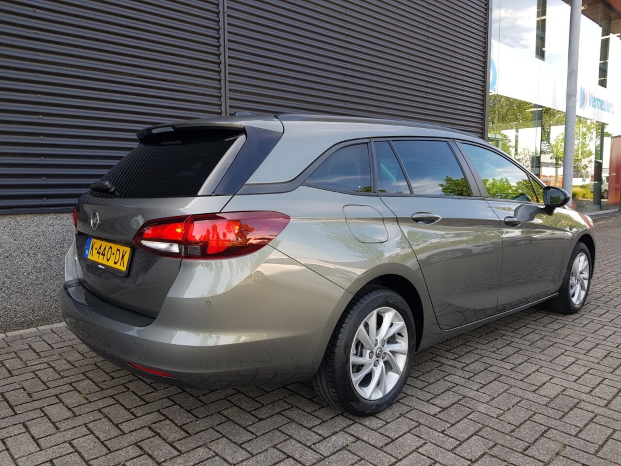 Opel Astra Sports Tourer - 1.2 Edition 1.2 Edition