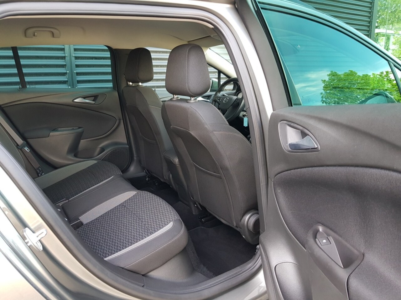 Opel Astra Sports Tourer - 1.2 Edition 1.2 Edition