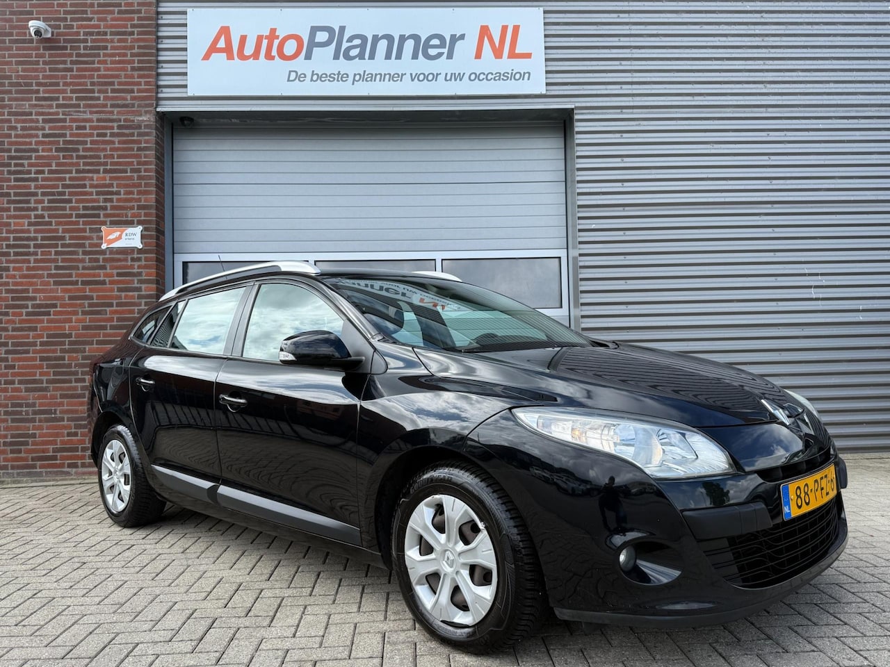 Renault Mégane Estate - 1.5 dCi Expression! Airco! Navi! - AutoWereld.nl