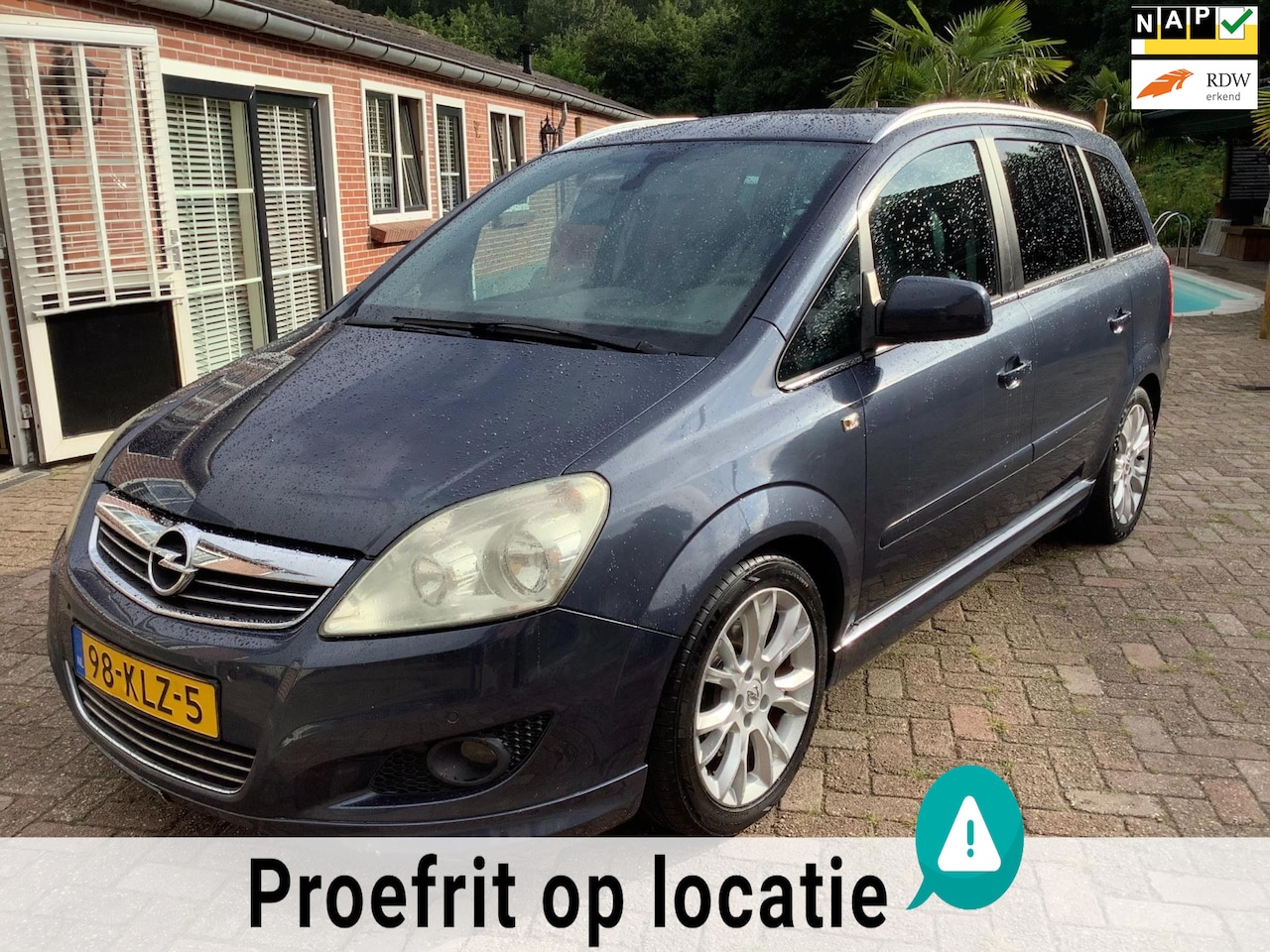 Opel Zafira - 2.2 Cosmo NIEUWE APK 06-2026 7-PERS. (LEER) - AutoWereld.nl