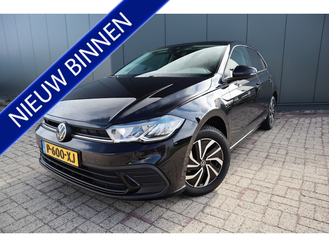 Volkswagen Polo - 1.0 TSI Life Virtual cockpit  Apple Carplay  pdc voor/achter  Etc. - AutoWereld.nl