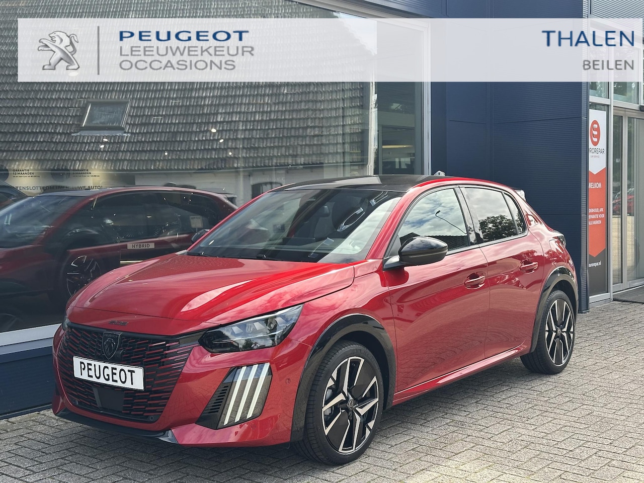 Peugeot 208 - 1.2 Hybrid 145 PK GT Automaat | Meest Complete Uitvoering | Glazen Panoramadak | Navigatie - AutoWereld.nl