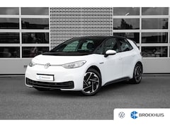 Volkswagen ID.3 - Pure 45 kWh | Trekhaak | Camera |