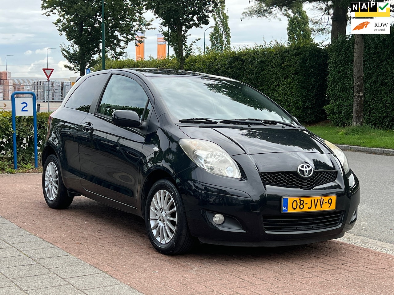 Toyota Yaris - 1.3 VVTi Dynamic *Airco| GOED ONDERHOUDEN - AutoWereld.nl