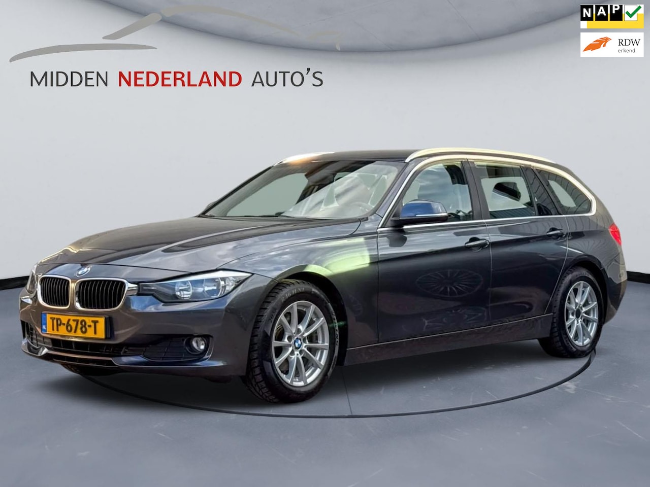 BMW 3-serie Touring - 316d High Executive * LEER * AUTOMAAT * PARKEERSENSOREN * - AutoWereld.nl