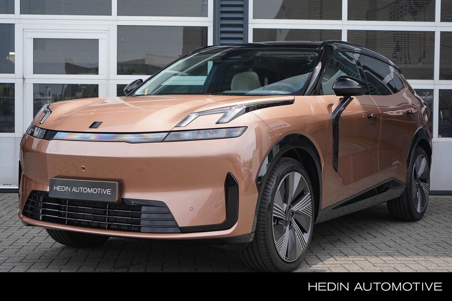 Lynk & Co 08 - 1.5 More DE O8 VAN LYNK & CO, NU IN DE SHOWROOM EN UIT VOORRAAD LEVERBAAR - AutoWereld.nl