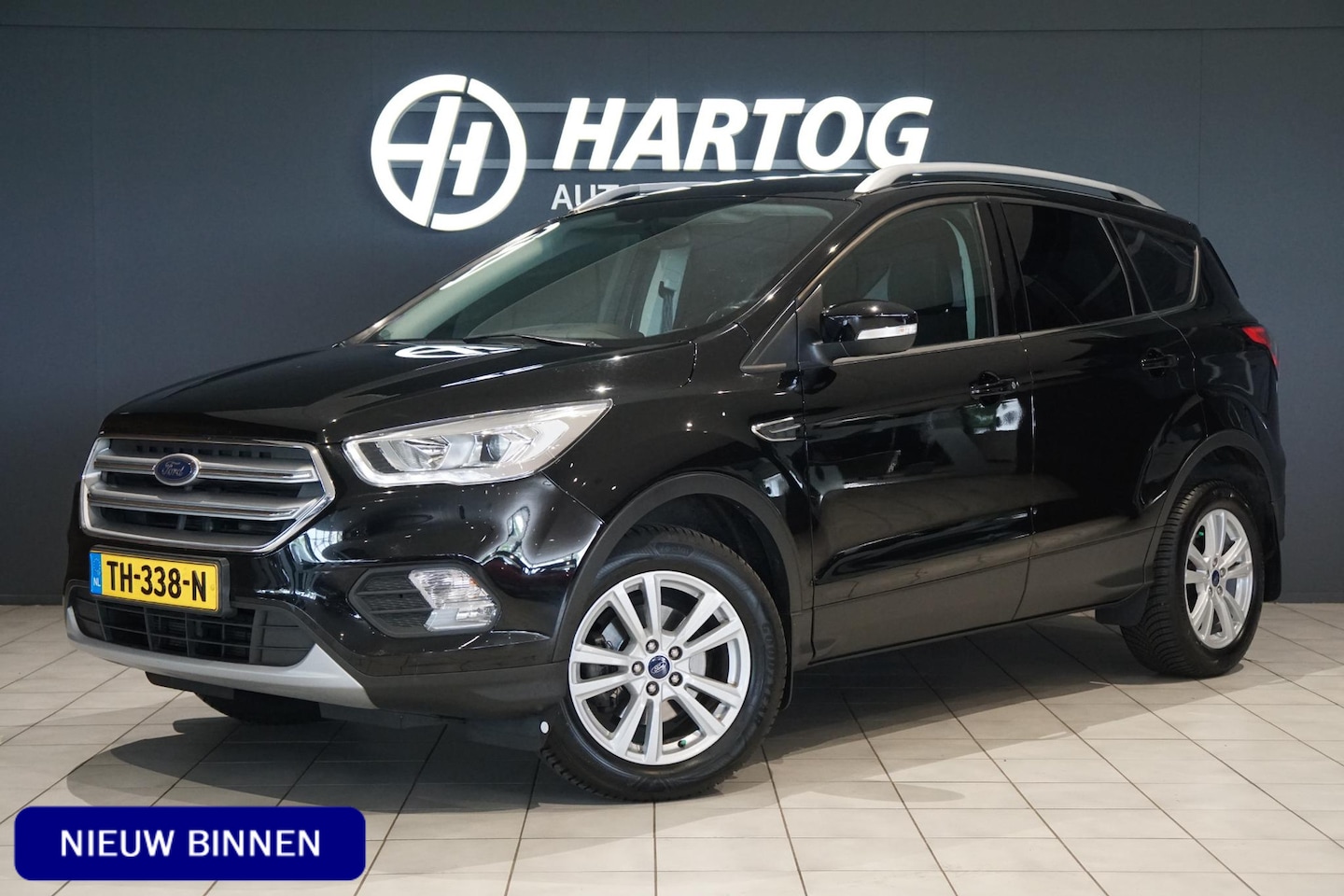 Ford Kuga - 1.5 EcoBoost Trend Ultimate DEALER ONDERHOUDEN + TREKHAAK / NAVIGATIE - AutoWereld.nl