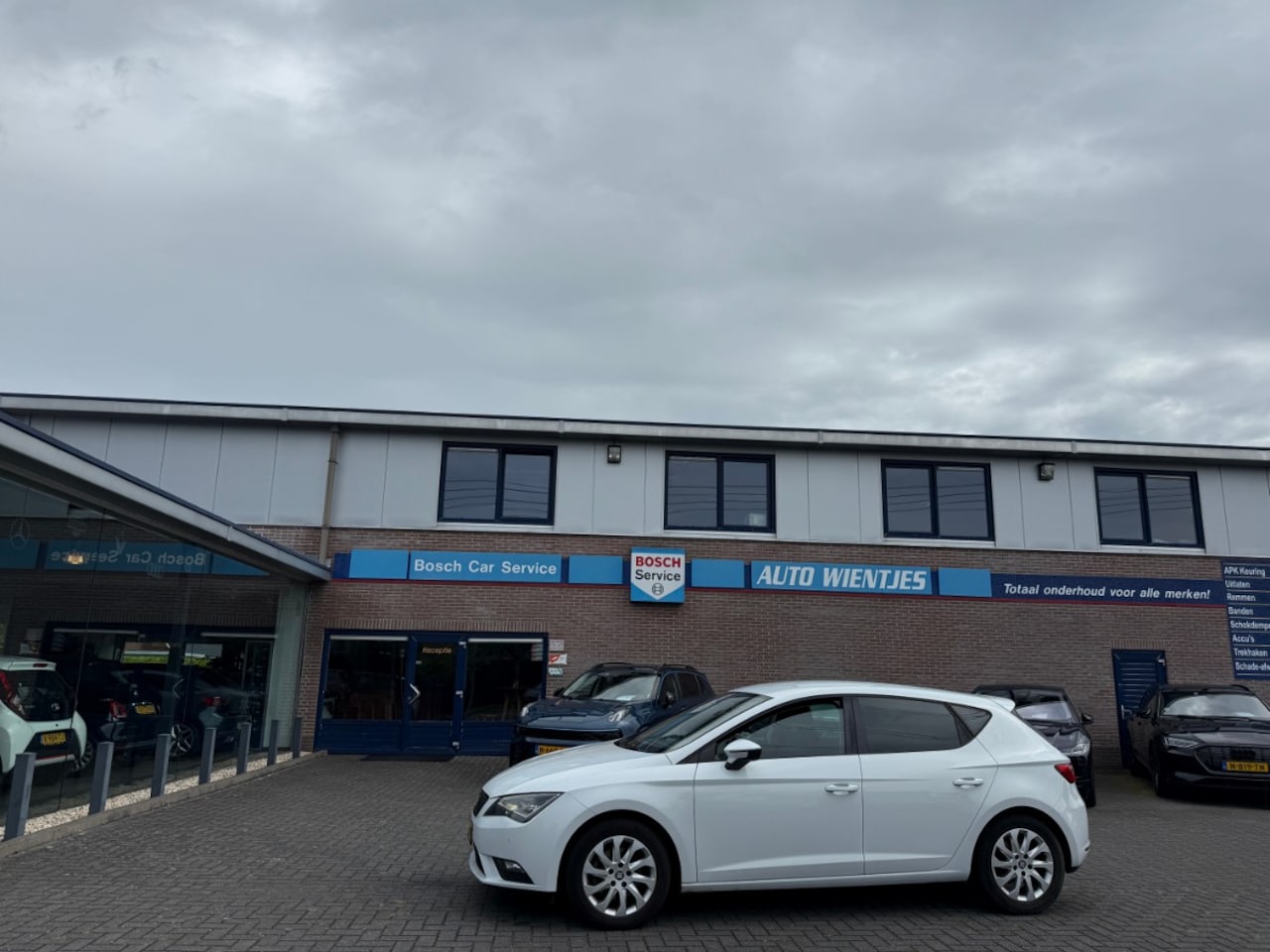 SEAT Leon - 1.0 EcoTSI | Style Connect 5-Drs | Airco-Ecc | Navi - AutoWereld.nl