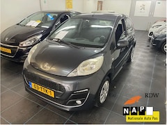 Peugeot 107 - 1.0 Active Peugeot 107 1.0 12V Active Grijs 5-Deurs