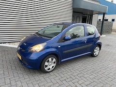 Toyota Aygo - 1.0-12V +