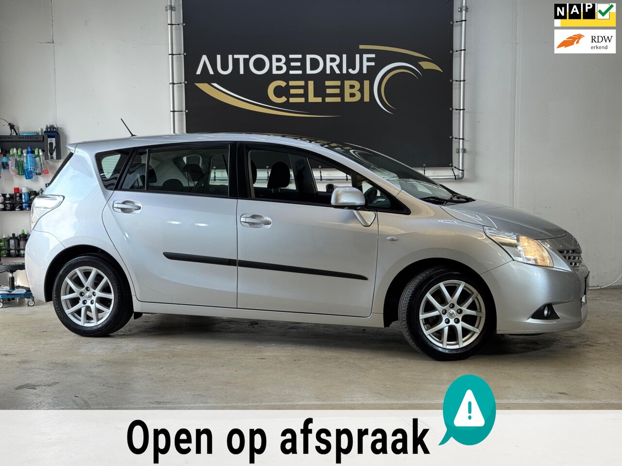 Toyota Verso - 1.8 VVT-i Business 2011 GRIJS AUT|PANO|CAMERA - AutoWereld.nl