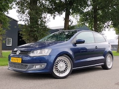 Volkswagen Polo - 1.4-16V Highline