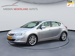 Opel Astra - 1.6 Cosmo * LEER * SPORT STOELEN * TREKHAAK * APK 2026