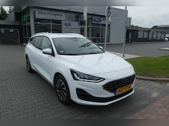 Ford Focus Wagon - 1.0 EcoBoost Hybrid Titanium CRUISE, CLIMA, NAVI, STOEL/STUURVERWARMING, PDC V&A, 36.013KM