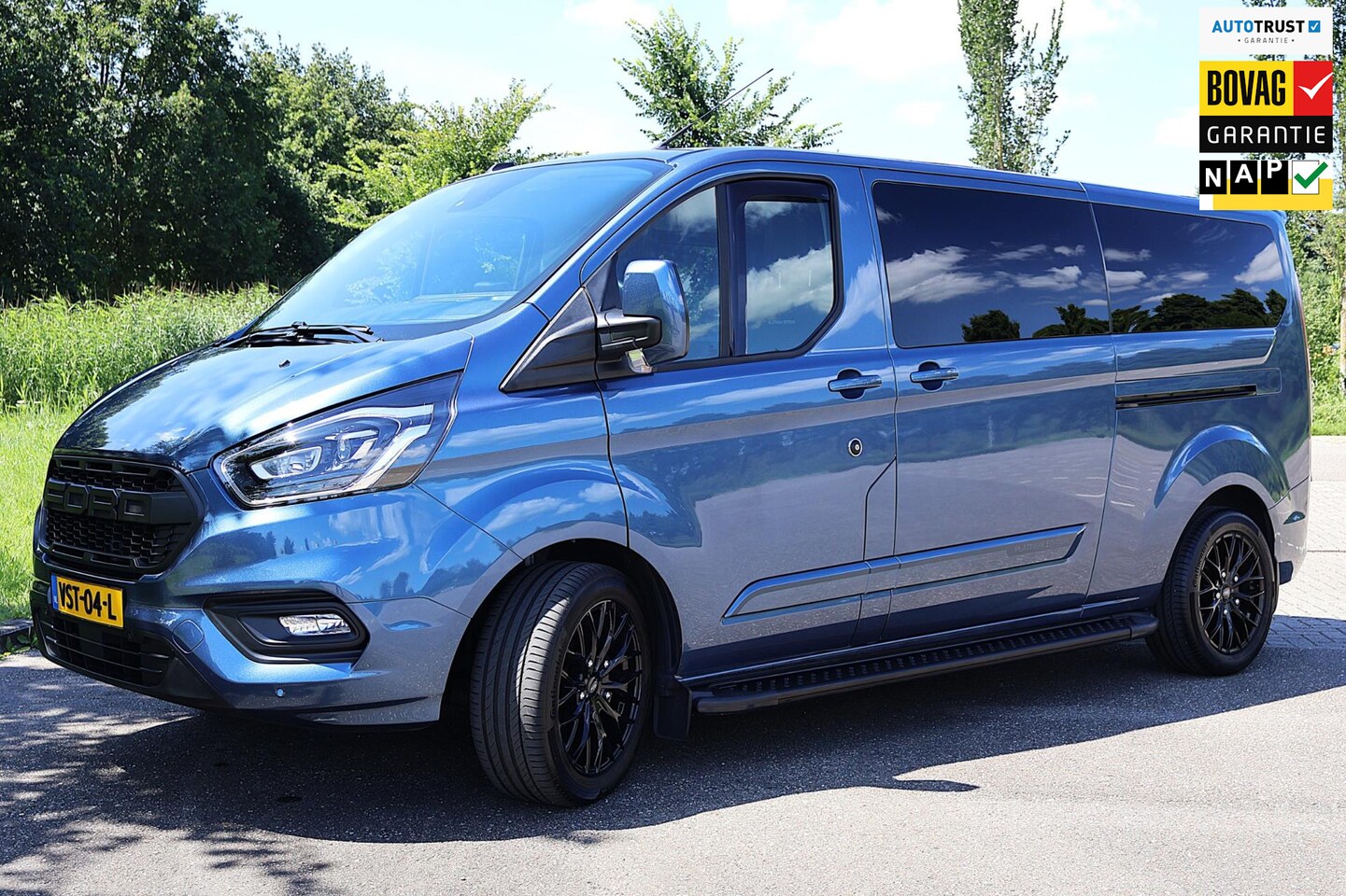 Ford Transit Custom - Platinum Edition Dubb.Cabine 170Pk Automaat#12Mnd. Garantie! #Nieuwstaat! #Vol! #18" Zomer - AutoWereld.nl