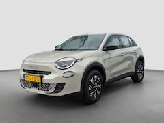 Fiat 600 - 1.2 Hybrid Urban | Achteruitrijcamera | Airco (automatisch) | Keyless entry