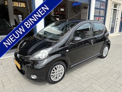 Toyota Aygo - 1.0-12V Comfort AIRCO/NAP/NW APK 08-2026