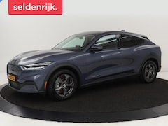 Ford Mustang Mach-E - Extended RWD 98 kWh | Leder | Stoelverwarming | Adaptive cruise | Camera | Carplay | Keyle
