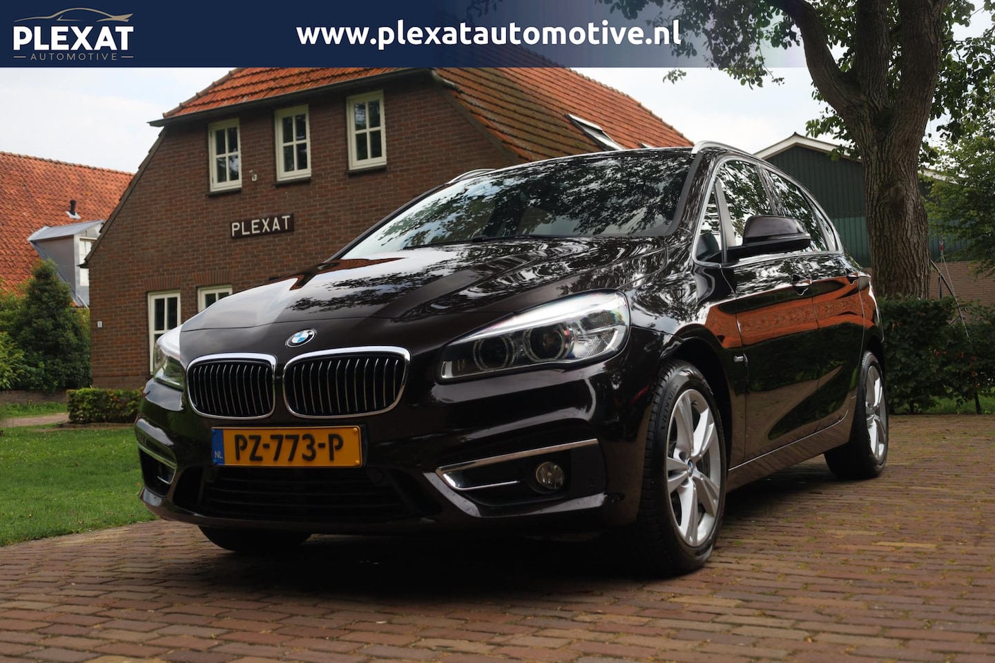 BMW 2-serie Active Tourer - 220i High Executive Aut. | Sportstoelen | Xenon | Historie | HUD | Stoelverwarming | Spark - AutoWereld.nl