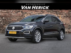 Volkswagen T-Roc - 1.5 TSI Sport Automaat | Navigatie | Virtual cockpit | ACC | Trekhaak