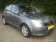 Suzuki Swift - 1.3 I 16V Comfort Airco Versnelling 2 defect