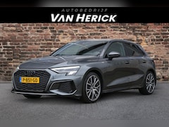Audi A3 Sportback - 30 TFSI S edition Automaat | Navi | ACC | Trekhaak | 18" lmv