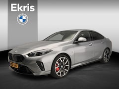 BMW 2-serie Gran Coupé - 220 M-Sportpakket / Driving assistant / Getint glas / Key-less / Park assist / Alu wielen