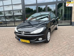 Peugeot 206 - 1.4 Génération, dealer onderh, Airco