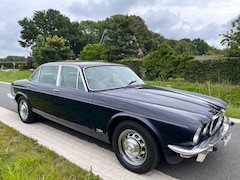 Jaguar XJ - 6 4.2 L SERIES 2 AUTOMATIC