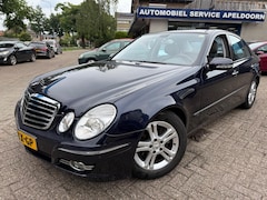 Mercedes-Benz E-klasse - 200 K. Avantgarde * PANO*CRUISE*PDC*CLIMA*TREKHAAK*LPG*STOELVERW