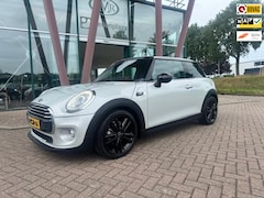 MINI Cooper - 1.5 First Born Edition/led/navi/cruise/head up display/NAP