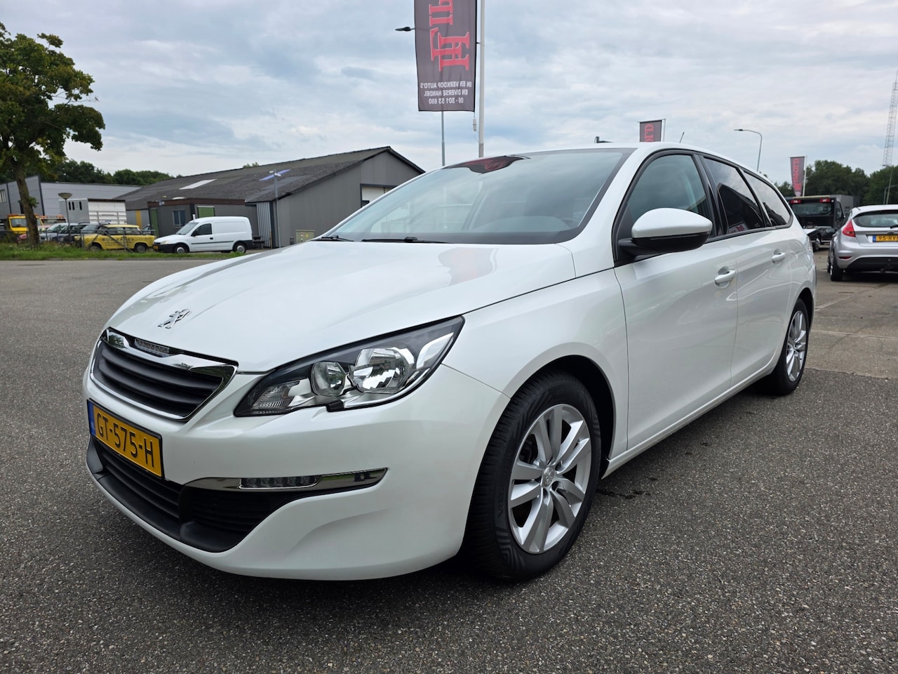Peugeot 308 SW - 1.2 PureTech Blue Lease 1.2 PureTech Blue Lease - AutoWereld.nl