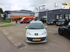 Peugeot 107 - 1.0-12V XS Urban Move