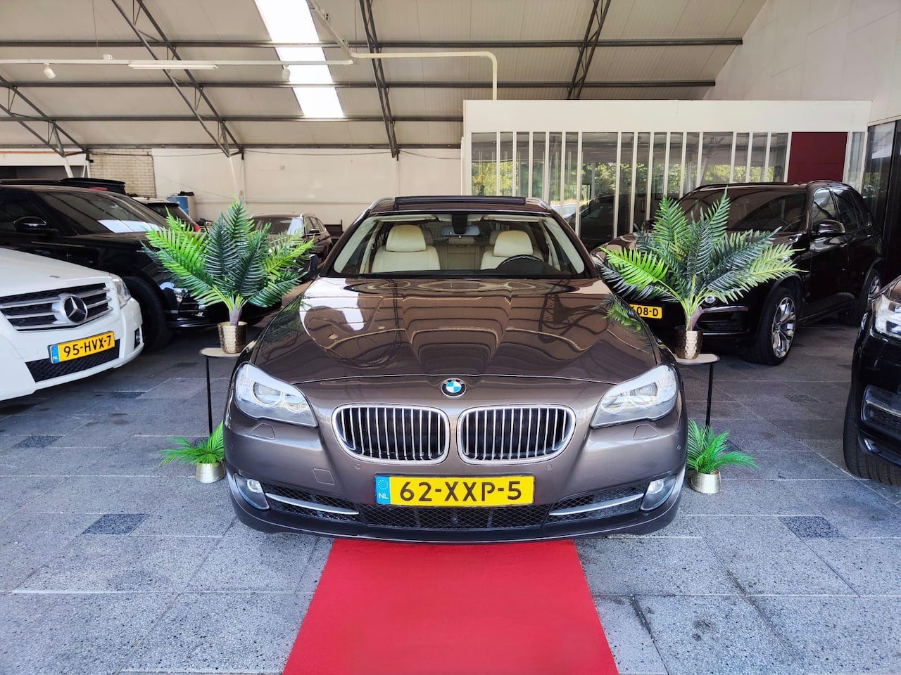 BMW 5-serie Touring - 520I AUT PANO High Executive FULL NAP! - AutoWereld.nl