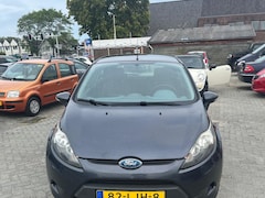 Ford Fiesta - 1.25 Limited airco cv elec ramen