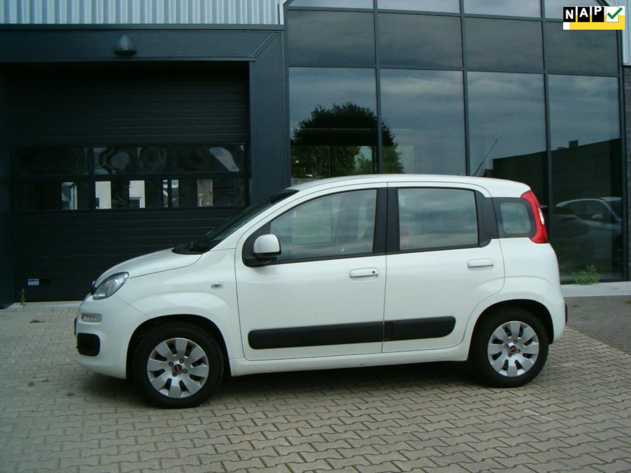 Fiat Panda - 0.9 TwinAir Edizione Cool - Automaat - AutoWereld.nl