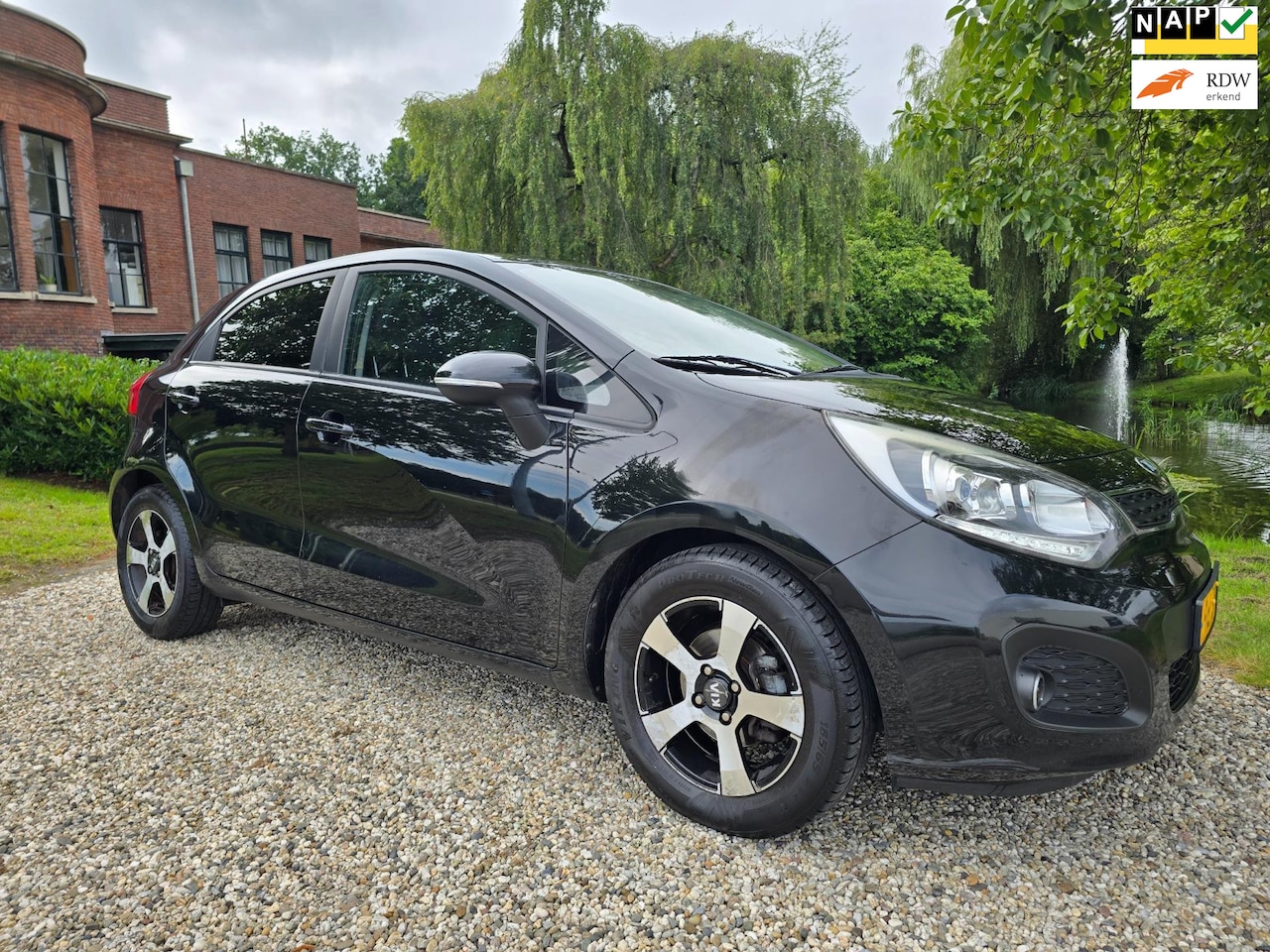 Kia Rio - 1.2 CVVT Design Edition 1.2 CVVT Design Edition - AutoWereld.nl