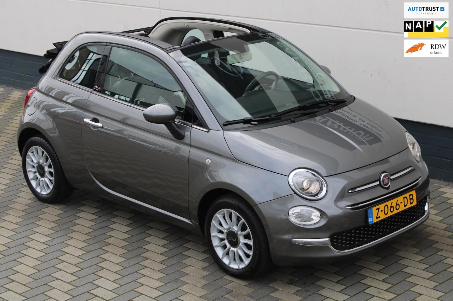 Fiat 500 C - 1.2 Navi Leder Clima Cruise PDC Zeer Luxe BTW !! - AutoWereld.nl