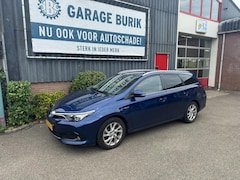 Toyota Auris Touring Sports - 1.8 Hybrid Dynamic Go