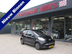 Peugeot 107 - 1.0-12V Sublime met airco wordt afgeleverd met nieuwe apk +beurt