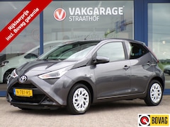 Toyota Aygo - 1.0 VVT-i x-play, Automaat / Carplay + Android Auto / Camera / Airco