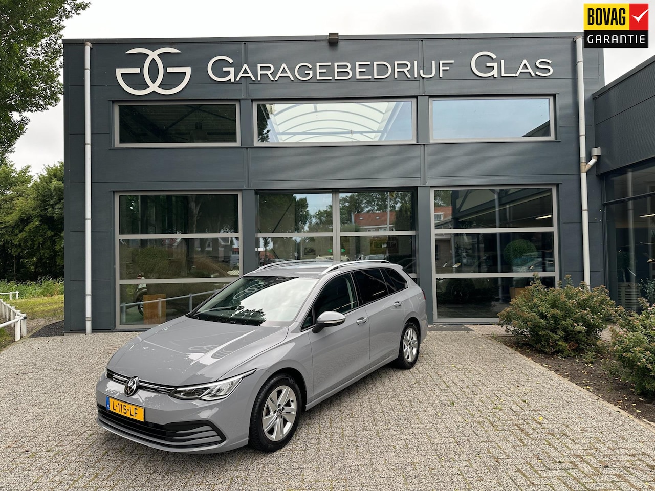 Volkswagen Golf Variant - 1.0 eTSI Life automaat - AutoWereld.nl