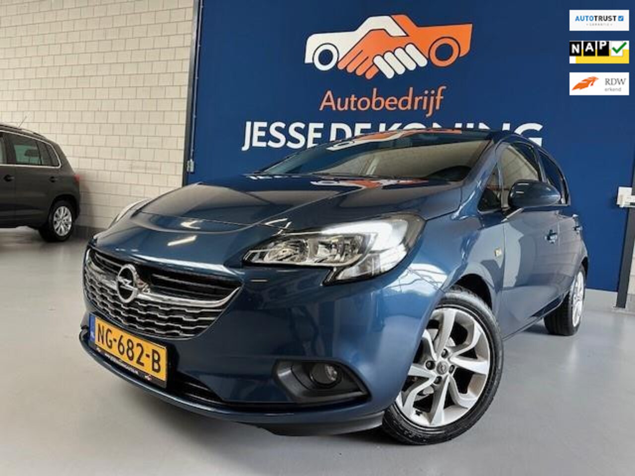 Opel Corsa - 1.4 Color Edition./bj.2015/kleur: blauw/5 deurs/airco/sportvelgen/cruise control/etc.APK 0 - AutoWereld.nl