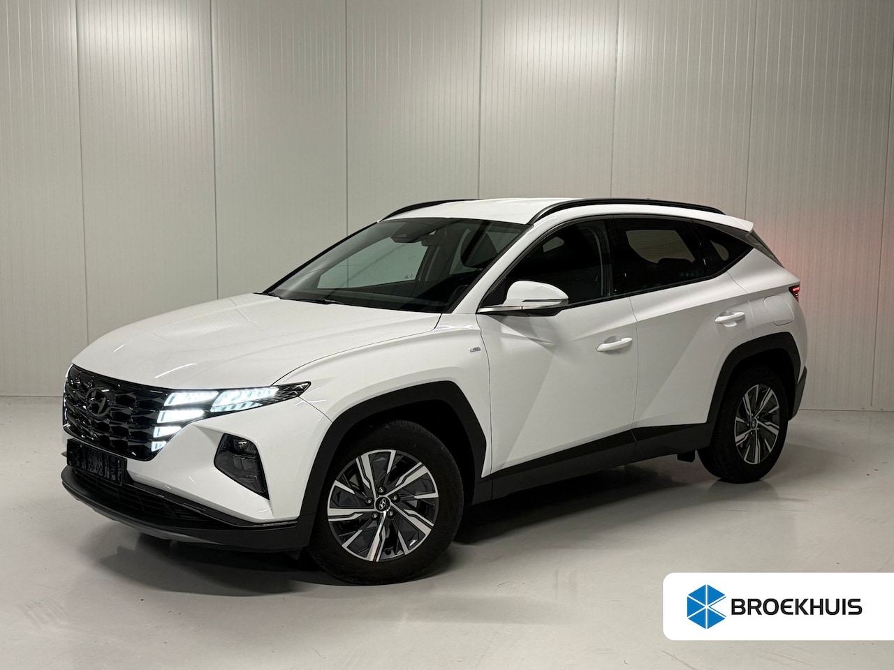 Hyundai Tucson - 1.6 T-GDI MHEV 150PK COMFORT AUTOMAAT / NAVI / LED / CLIMA / PDC / 17''LMV / CAMERA / ADAP - AutoWereld.nl