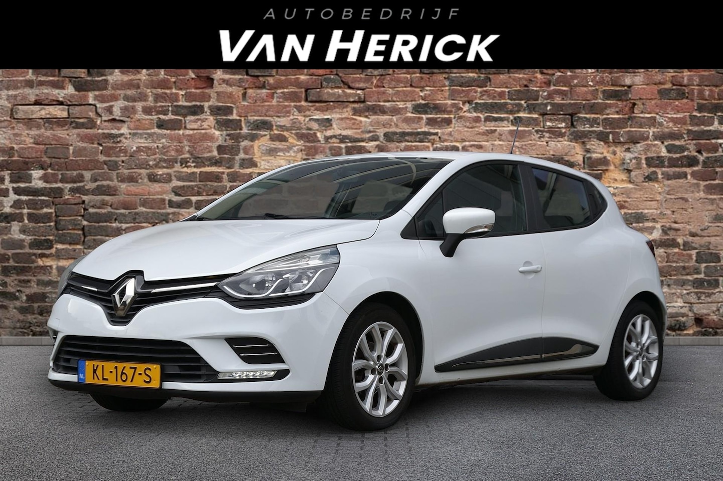 Renault Clio - 1.2 TCe Zen | NAV | Cruise | ACC | Automaat - AutoWereld.nl