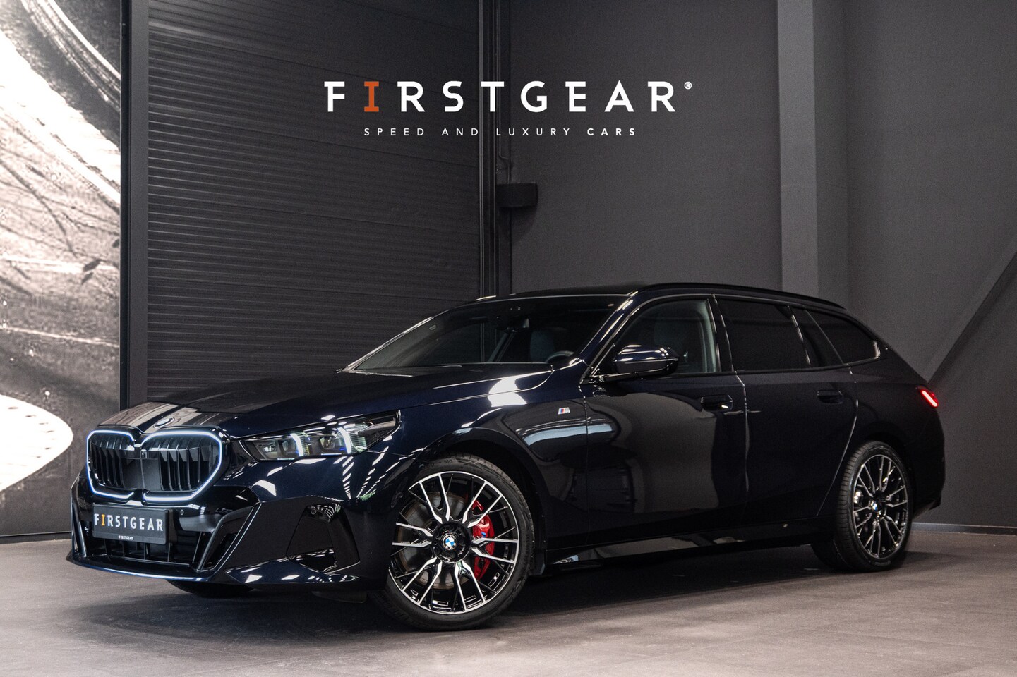 BMW 5-serie Touring - 540d xDrive *M-Sport Pro / Bowers & Wilkins / Panorama / Actieve-Stoelventilatie / Standve - AutoWereld.nl