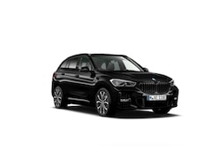 BMW X1 - xDrive25e | M-Sport | Navigatie | Panorama | H&K | Camera | Half Leder | 19"LM | Saphire Z