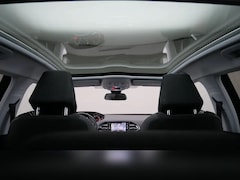 Peugeot 308 - 1.2 PureTech Blue Lease Premium with front seat massagers