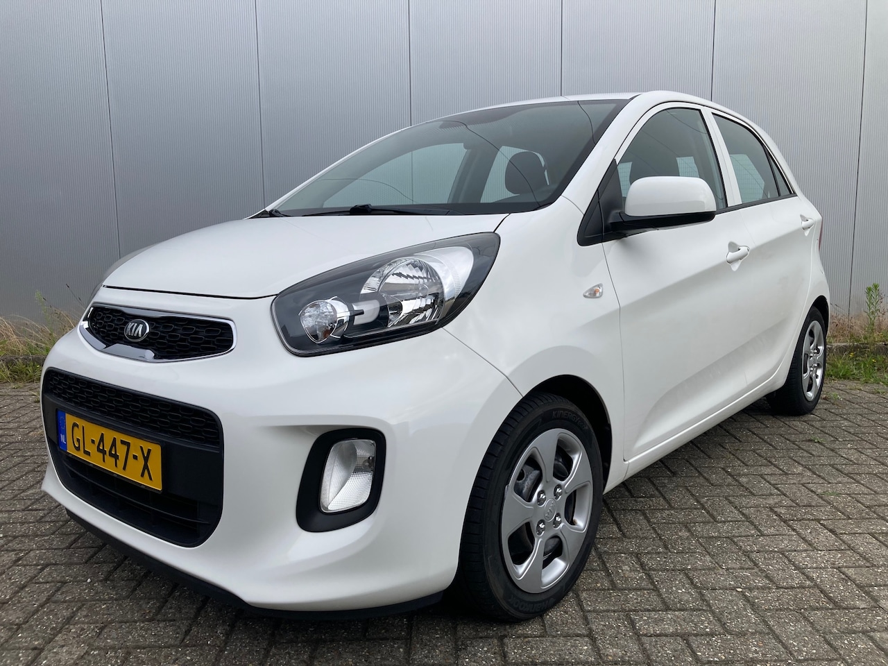 Kia Picanto - 1.0 CVVT ComfortLine Airco, 5 deurs, Centrale vergr., APK tot feb 2026 - AutoWereld.nl